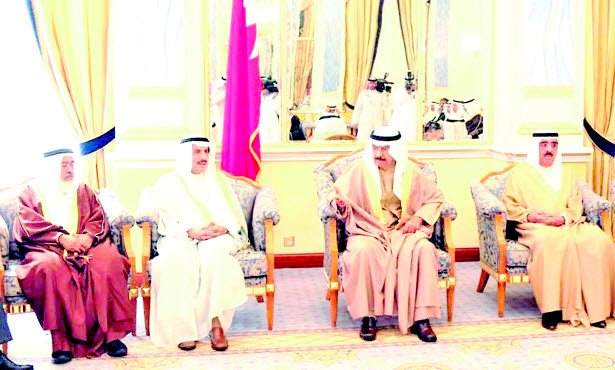 رئيس الوزراء البحريني يشيد بدور سمو أمير البلاد  في انطلاقة قمة التعاون الآسيوية الأولى 